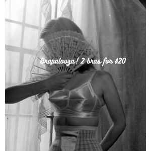 Brapalooza! Two NWOT bras for $ 20.